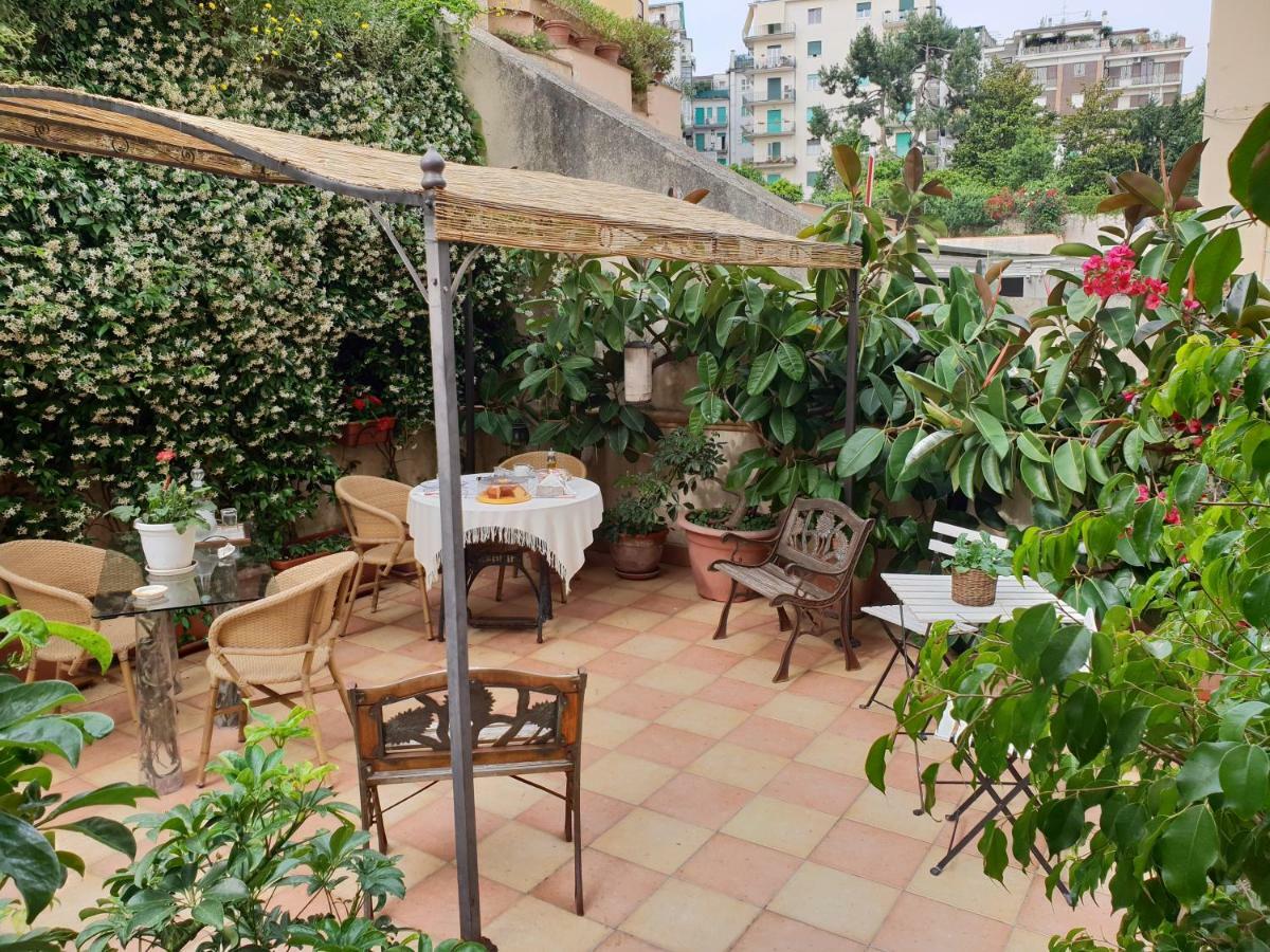 B&B Michelangelo Неаполь Экстерьер фото